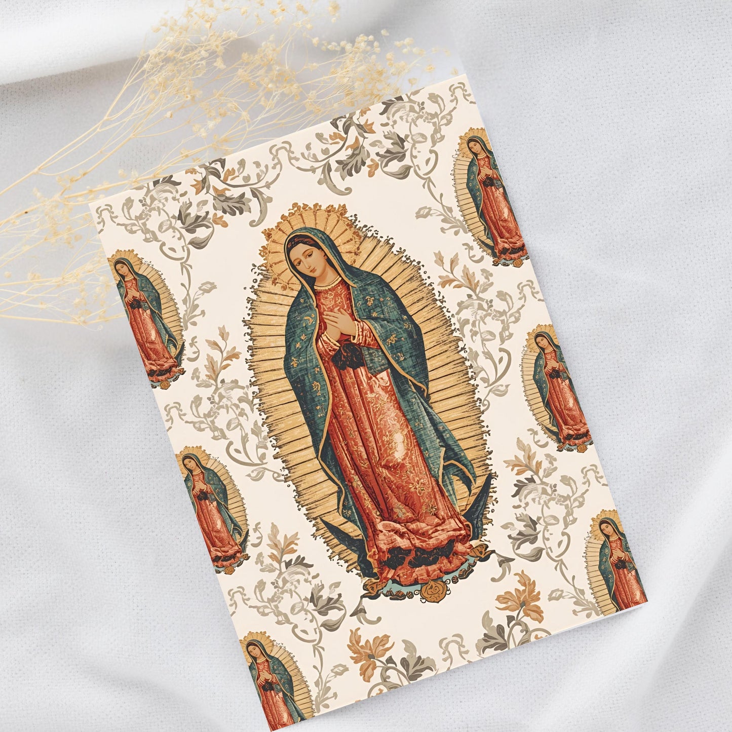 12x12 Catholic craft paper with Guadalupe illustration / Papel católico 12x12 con ilustración de Guadalupe