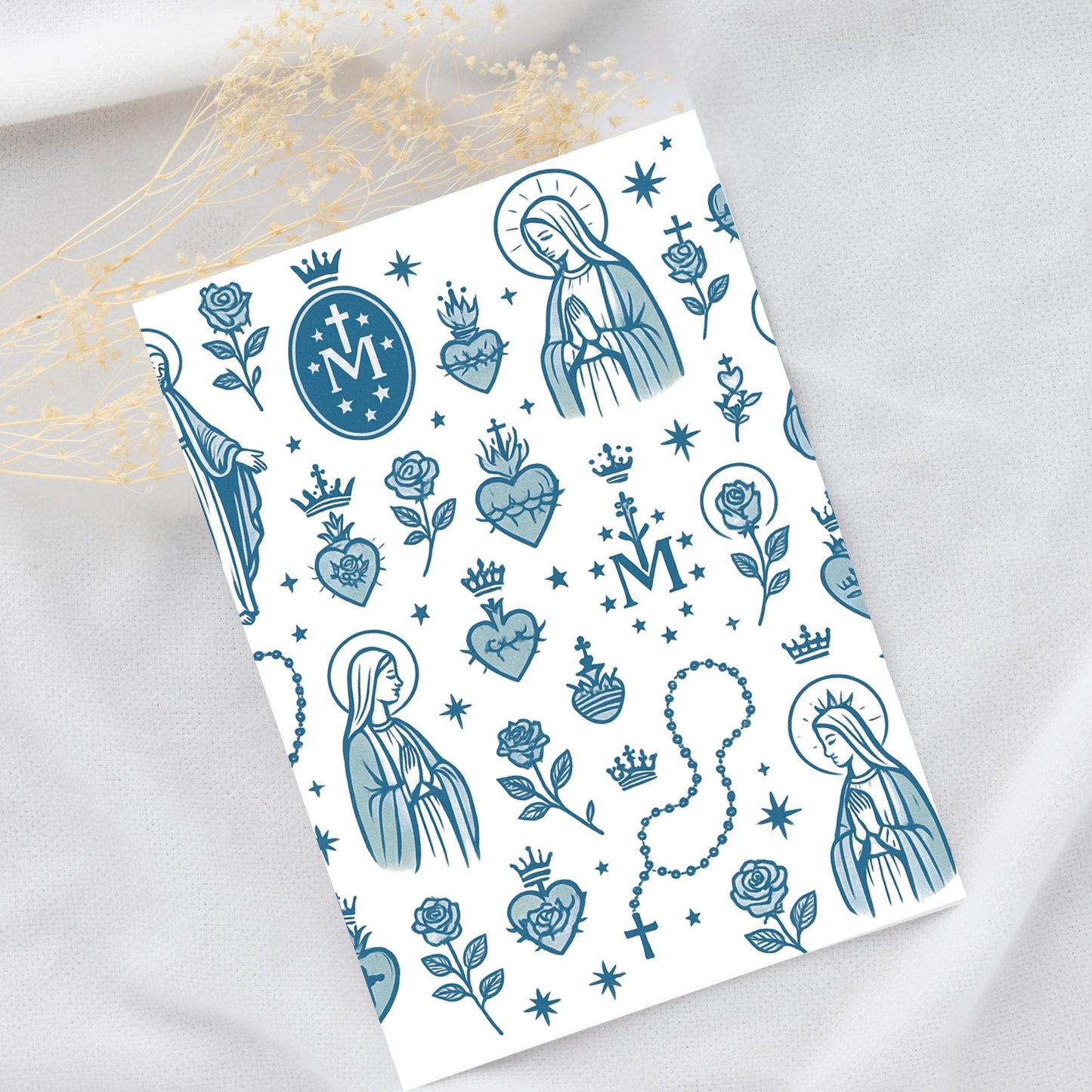 Virgin Mary Art Pattern in Marian blue tones | Patrón de Arte de la Virgen María en tonos azules marianos