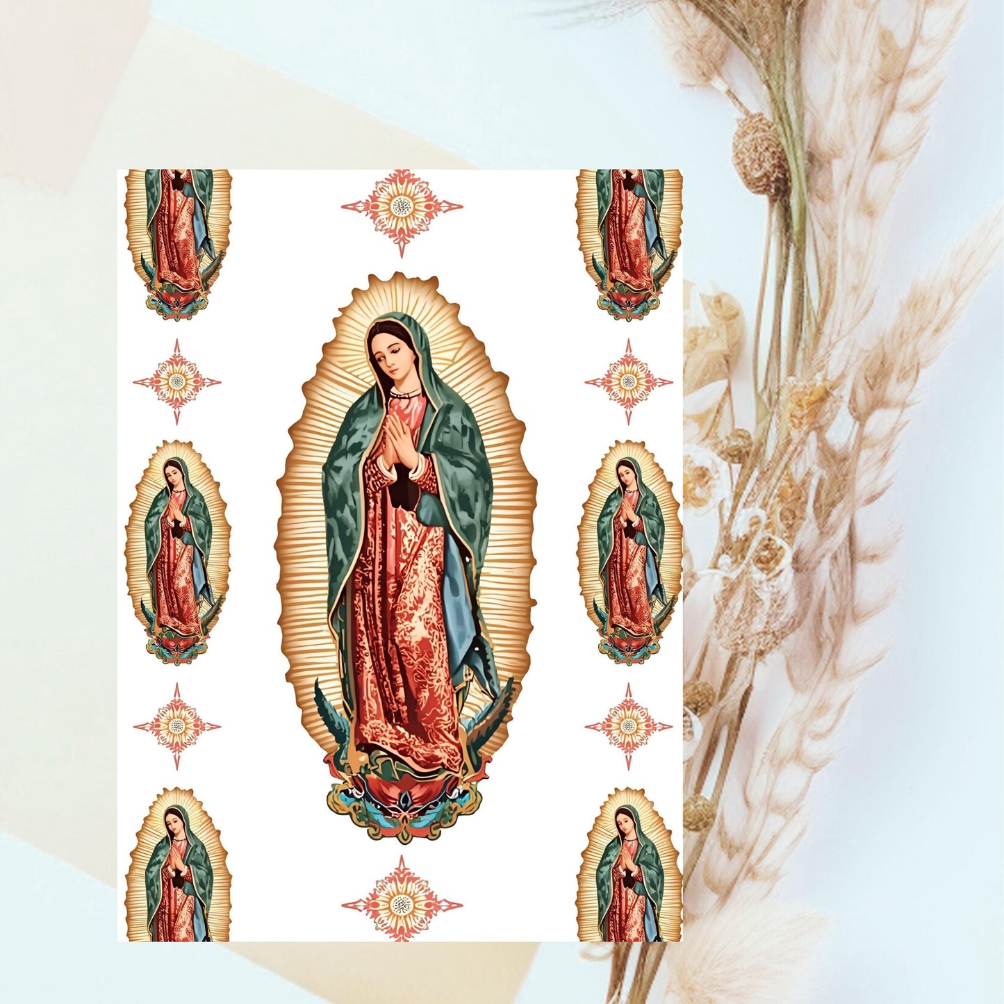 Religious scrapbook paper featuring Our Lady – Papel de scrapbook religioso con la Virgen de Guadalupe
