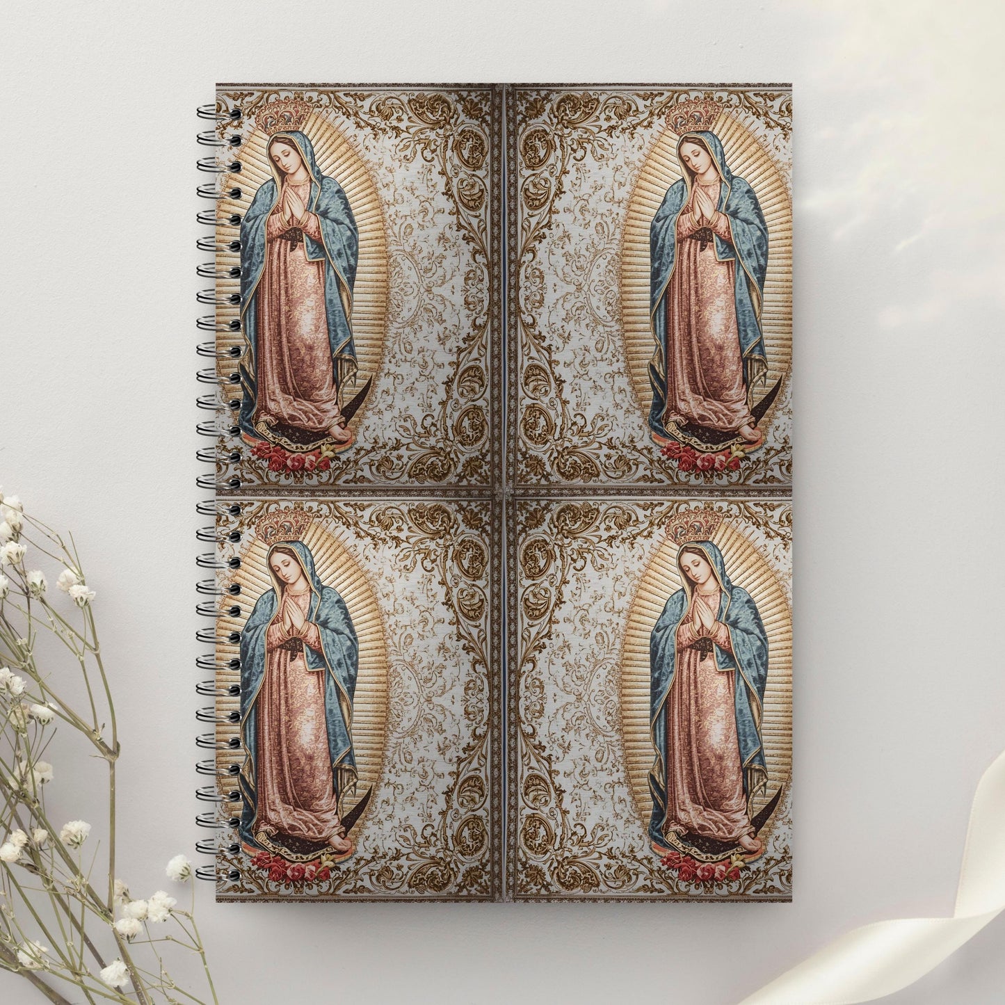 Non-seamless Marian scrapbook background with ornate details — Fondo mariano no repetible con detalles ornamentales