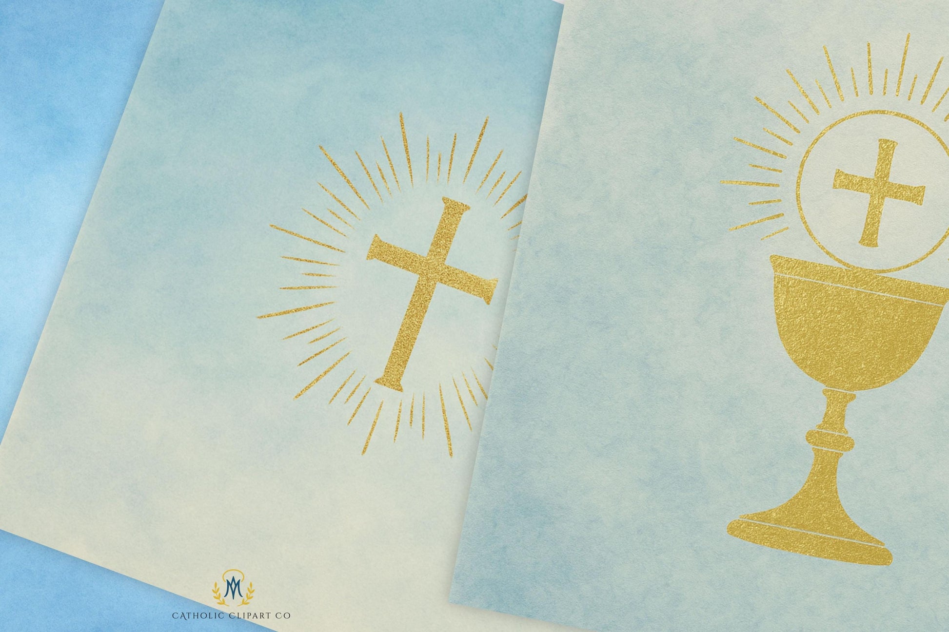 Eucharistic chalice gold illustration on soft sky texture — Cáliz eucarístico dorado sobre textura de cielo suave